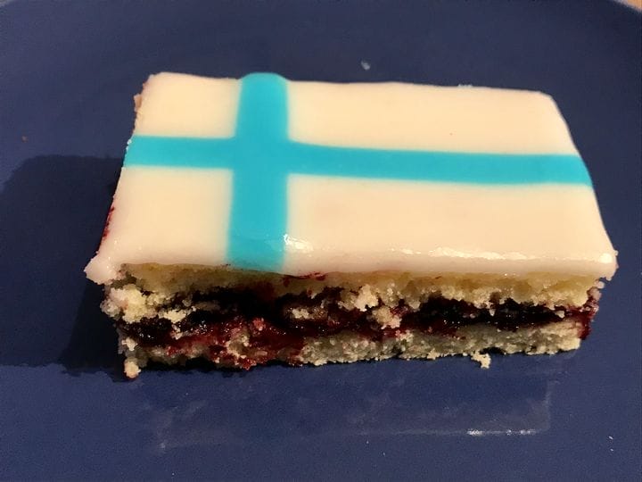 Gluten-free Independence Day cakes