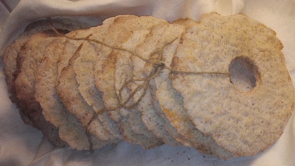 Gluteeniton Näkkileipä