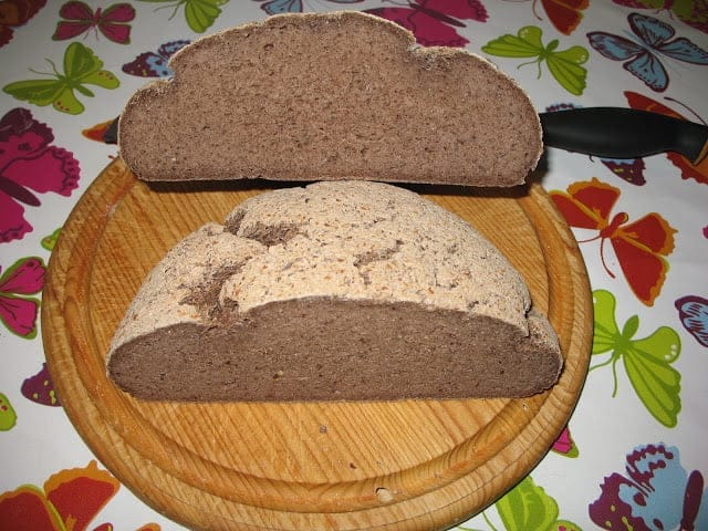 Gluteeniton Hapanleipä Teff-jauholla
