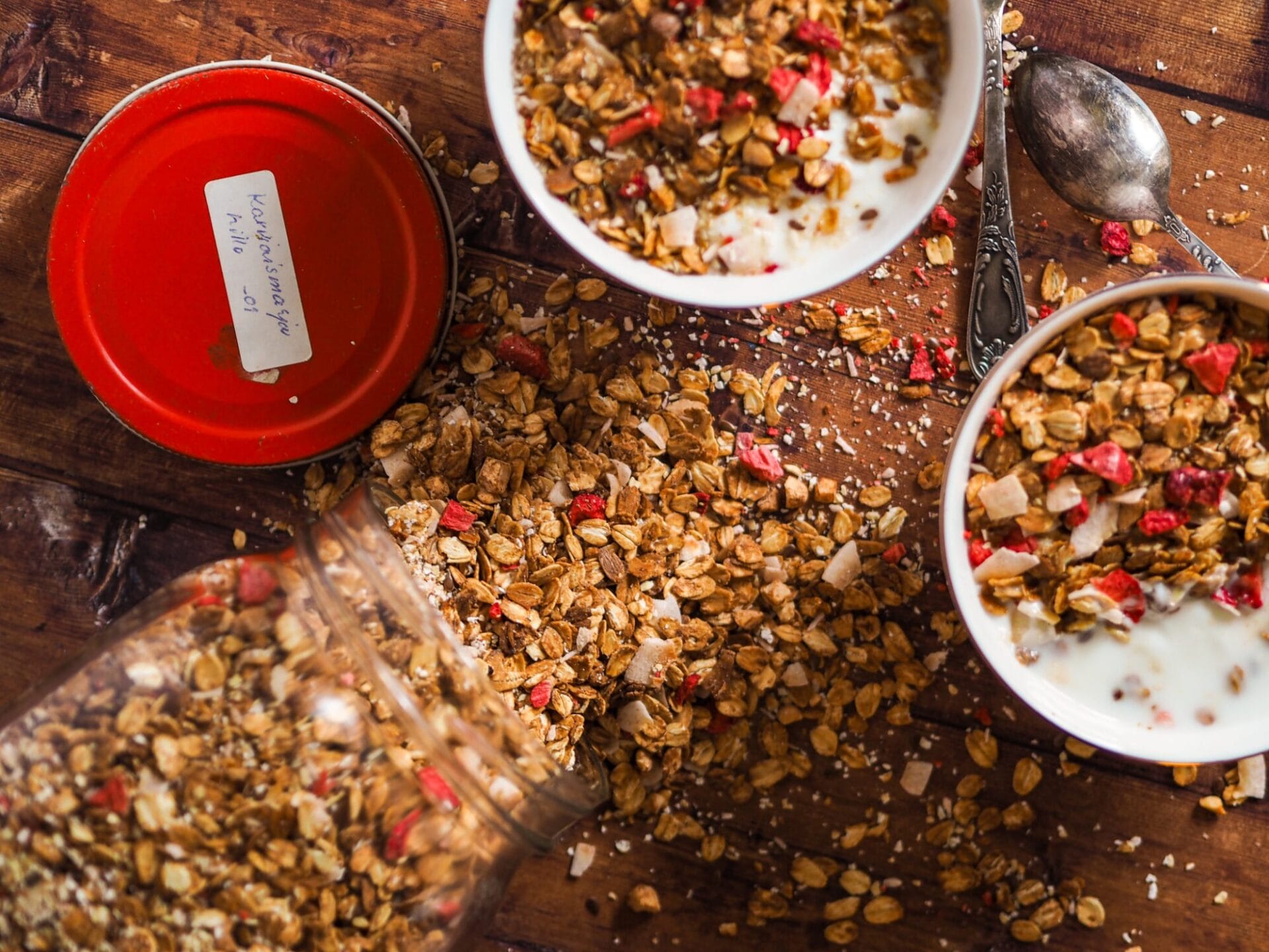 Gluteeniton granola