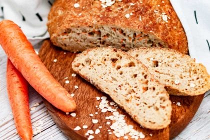 Gluteeniton Porkkanapataleipä