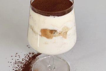Gluteeniton tiramisu lasissa