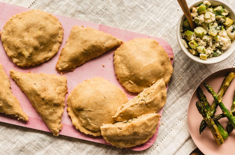 Feta-parsapasteijat