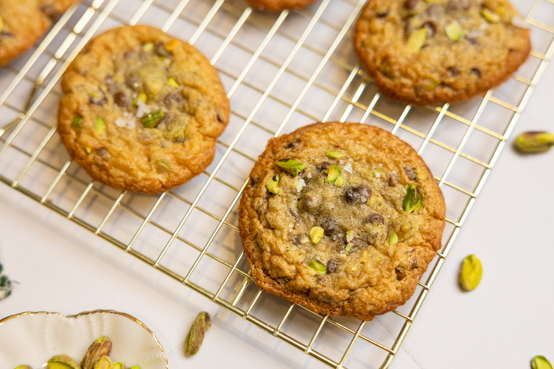 Glutenfria pistaschkakor med chokladchips